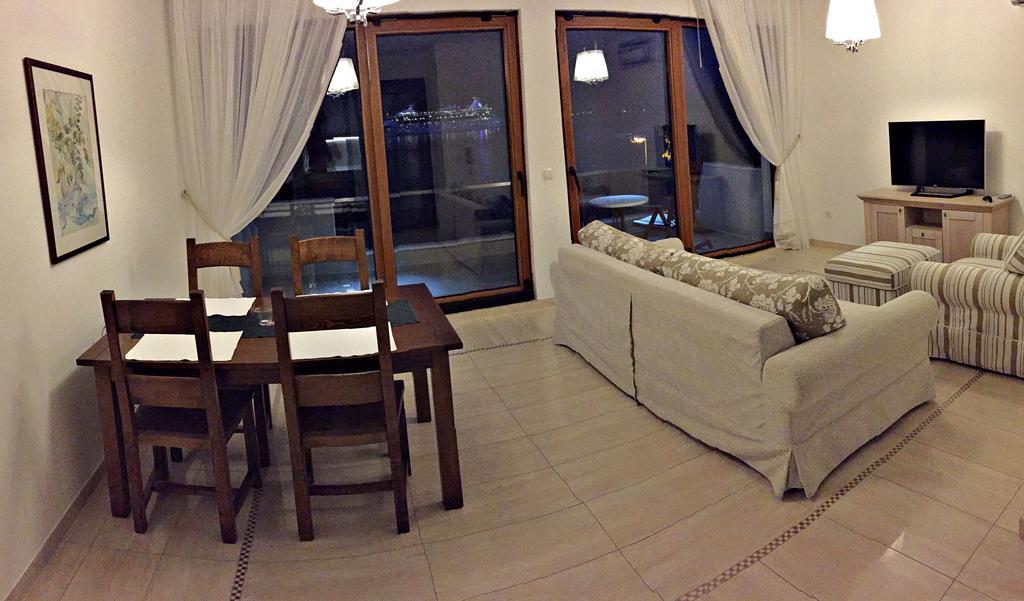 Apartment Miramare Kotor Dış mekan fotoğraf